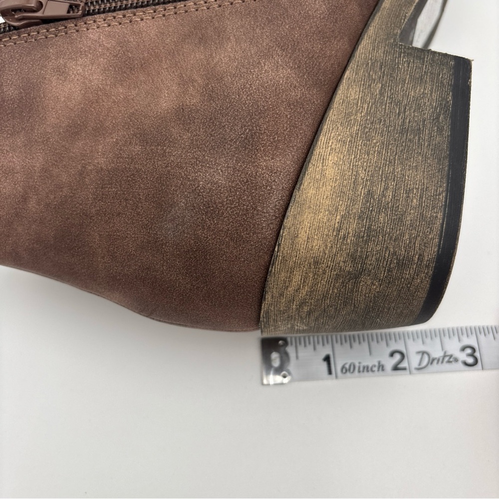 Maurices Men's Chukka Boots in Rich Brown - Picture 12 of 13